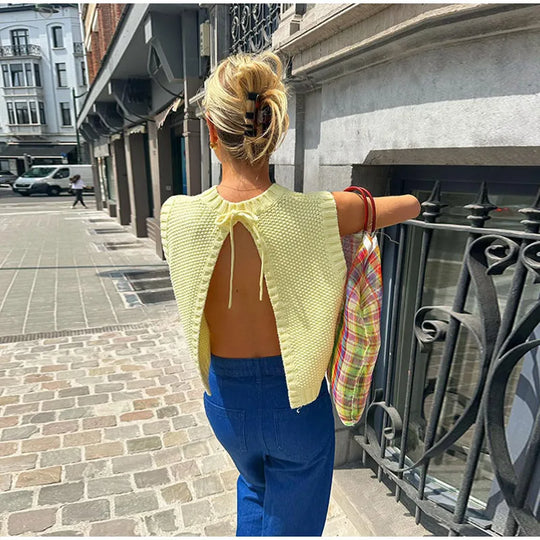 EB | Gestricktes rückenfreies Top mit Bändern