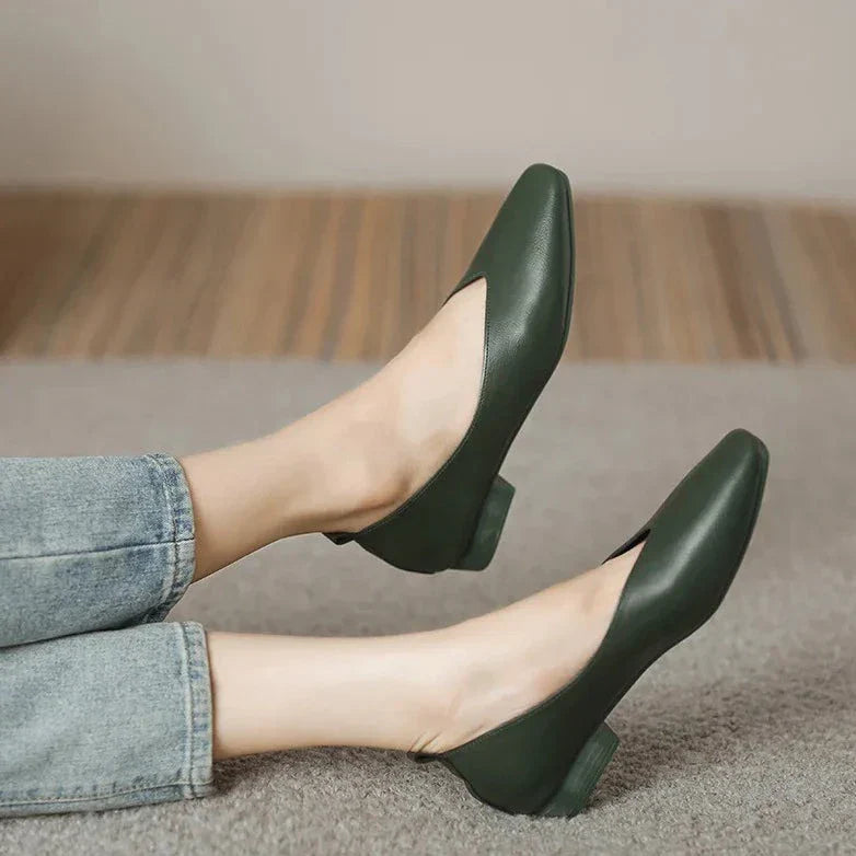 Retro Schuhe mit quadratischer Zehenform EB