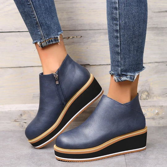 EB | Stilvolle Stiefeletten mit Zipper und Plateau