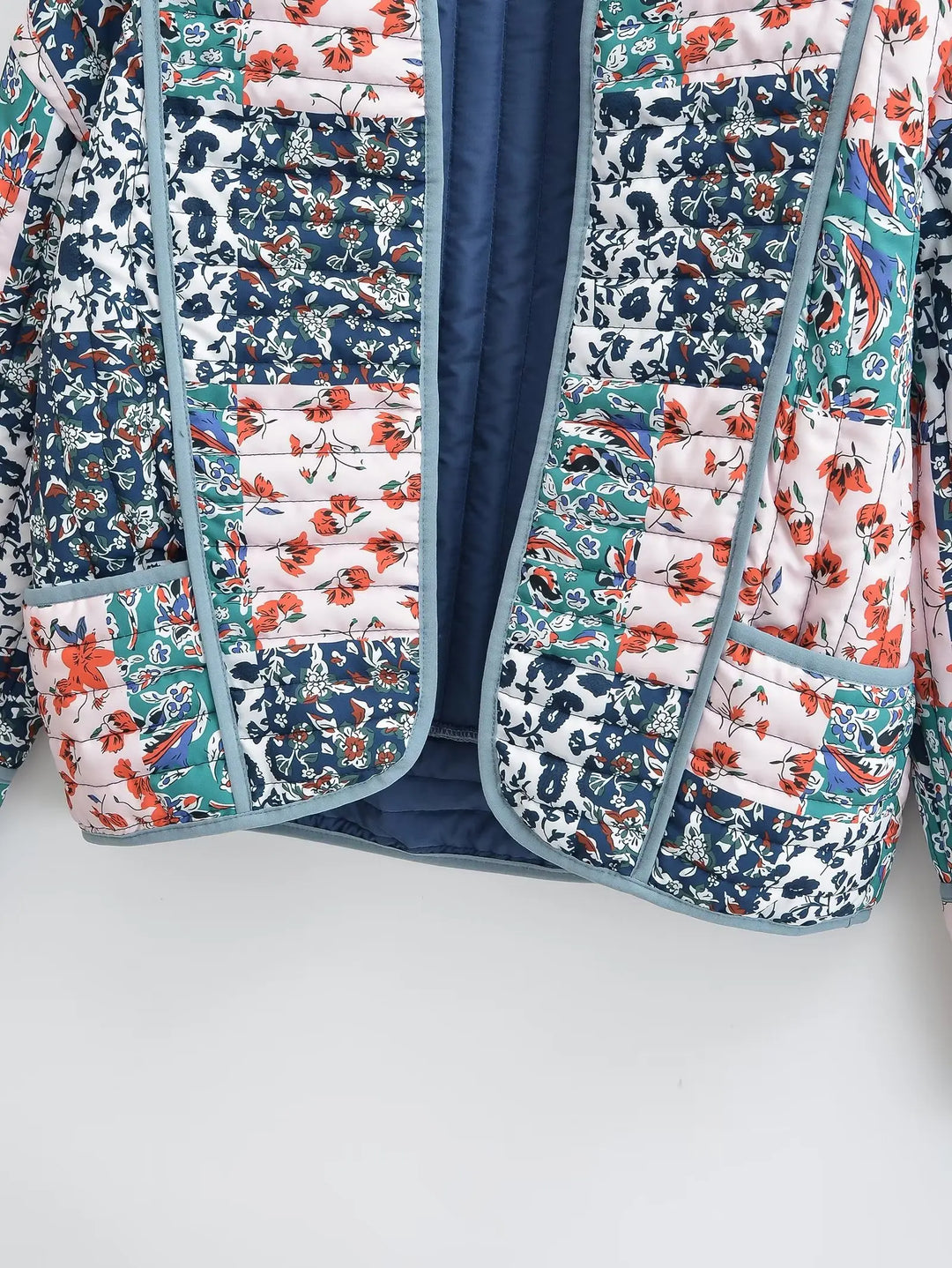 EB | Wintermantel mit Blumenmuster