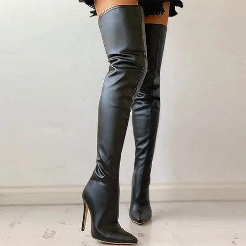 EB | Hochhackige Stiefel