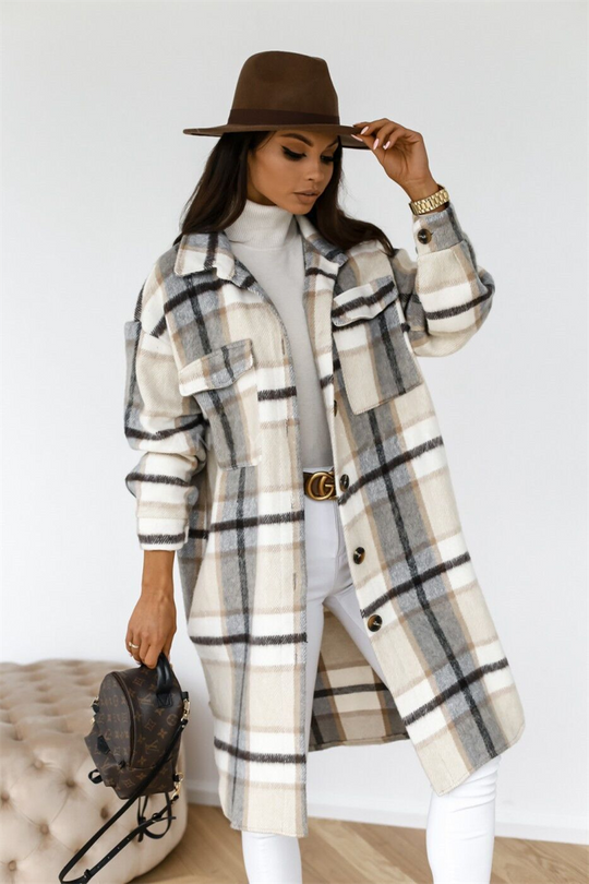 EB | Gepunktete Jacke
