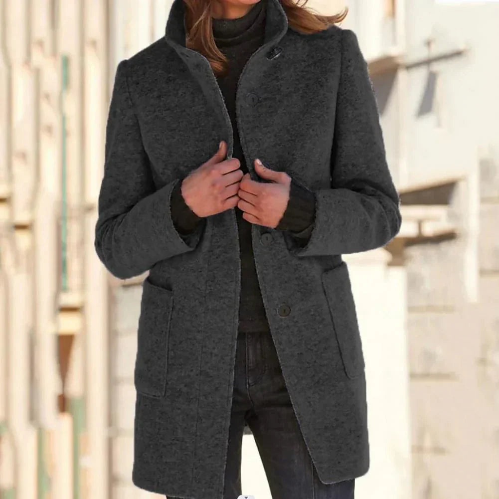 EB | Elegante Lange Jacke mit Hochgeschlossenem Kragen