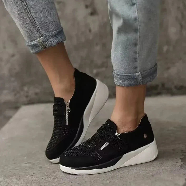 Sneaker mit Keilabsatz EB