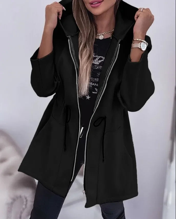 EB | Frühlingsjacke mit Kapuze und plissiertem Bund