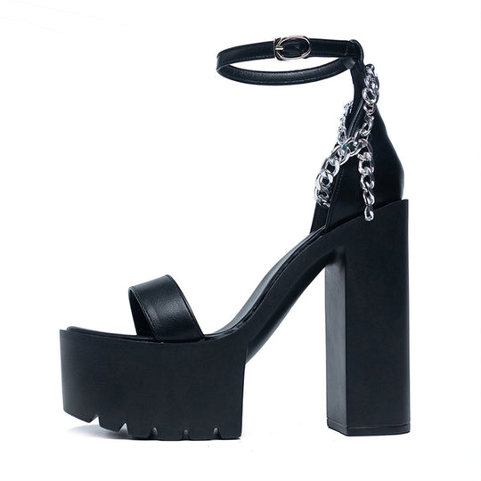 Lexi Heels | Super feminin und gleichzeitig edgy! EB