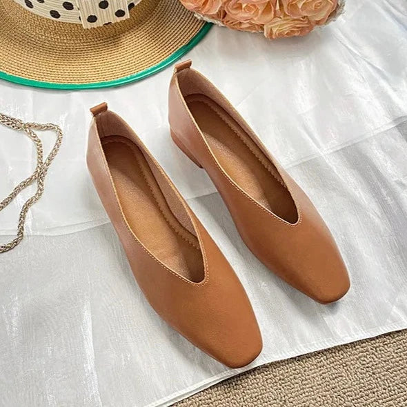 Retro Schuhe mit quadratischer Zehenform EB