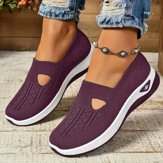 Damen Atmungsaktive Sneakers in einfarbigem Design EB