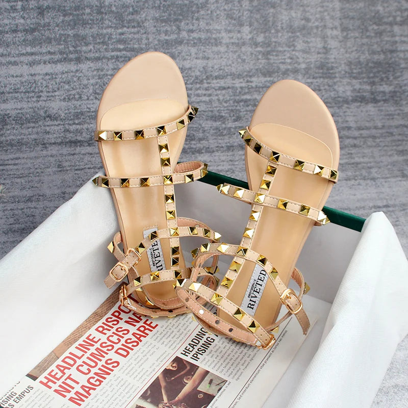 EB | Sommer Damen Sandalen Frauen Lässige Flache Schuhe Schlicht Stil Mode Nieten Design Gehen und Einkaufen Große Größe