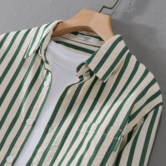 EB | Stylisches Gestreiftes Button-Down Hemd