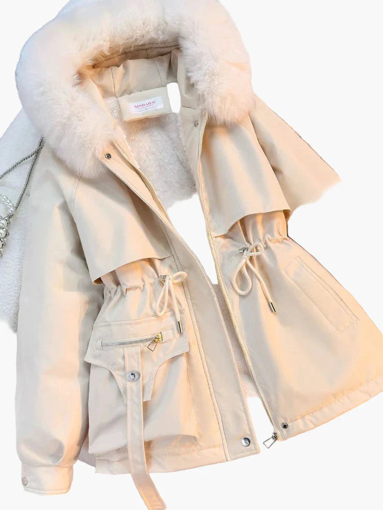 EB | Winterjacke mit Kapuze und Kunstpelzkragen - Modischer Parka für Kalte Tage