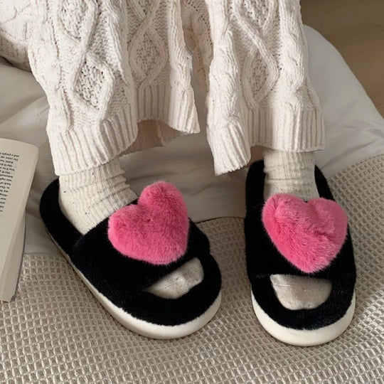Chloe Hart Hausschuhe | Flauschig & Warm EB