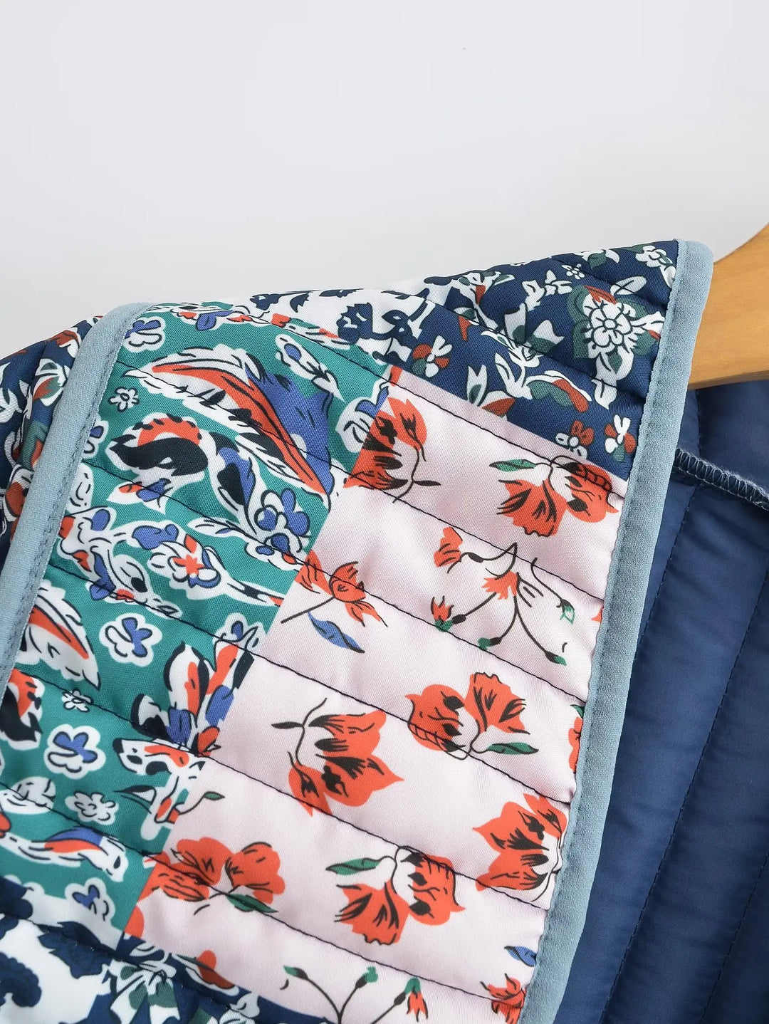 EB | Wintermantel mit Blumenmuster