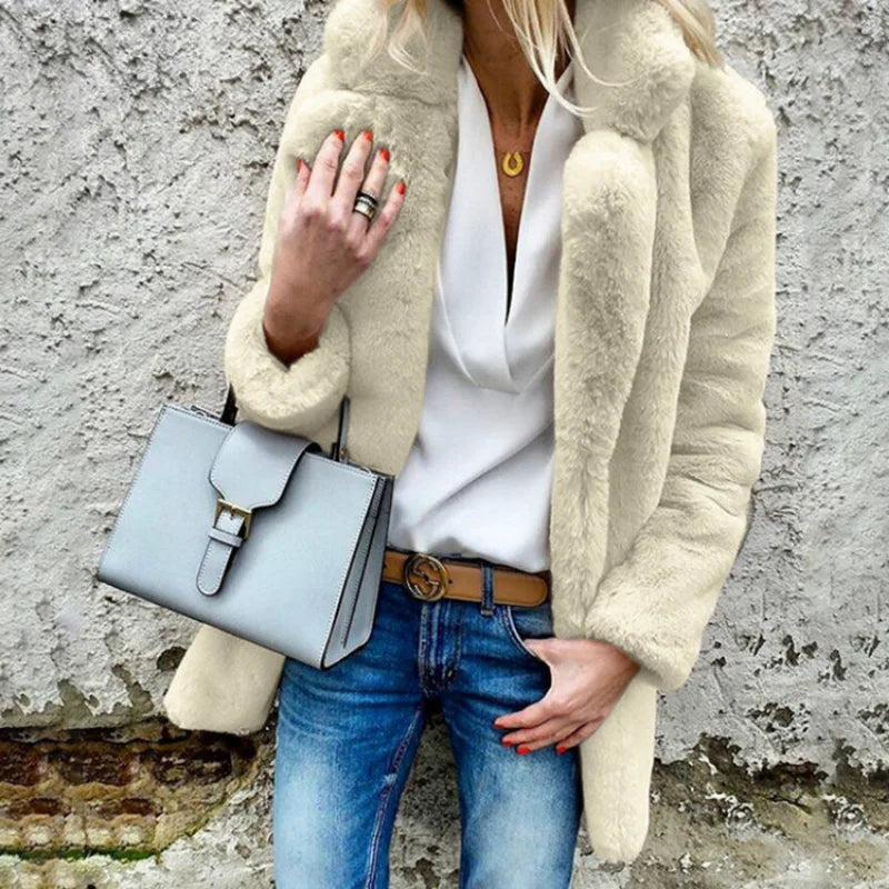 EB | Eleganter und vielseitiger Wintermantel