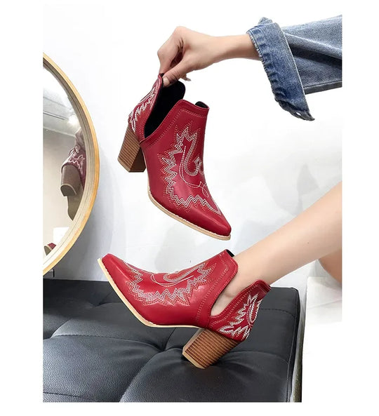 EB | Damen Westernstiefel mit Blockabsatz und Retro-Stickerei