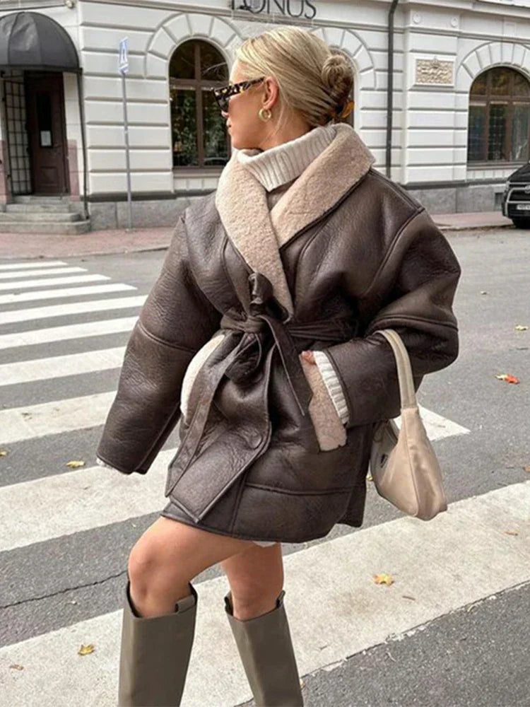 EB | Damenjacke aus Kunstfell - stilvolle Winterjacke