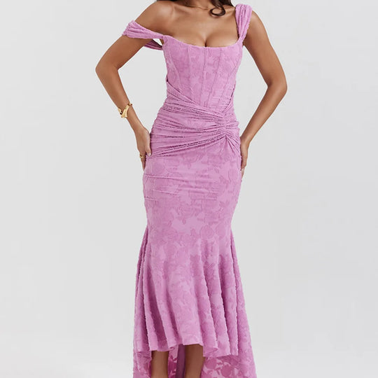 EB | Gerafftes Korsettkleid mit Tiefem Saum