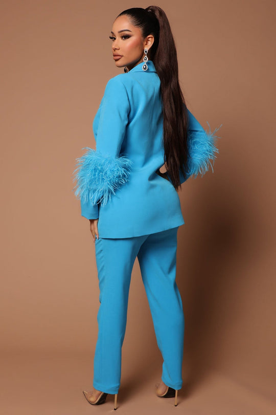 EB | Blazer mit Federn und Hose Set für Frauen