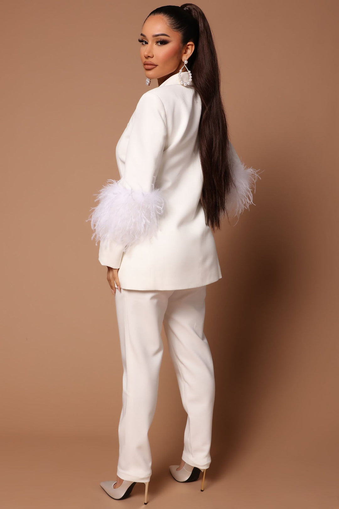 EB | Blazer mit Federn und Hose Set für Frauen