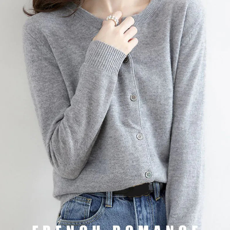 EB | Klassische Strickjacke