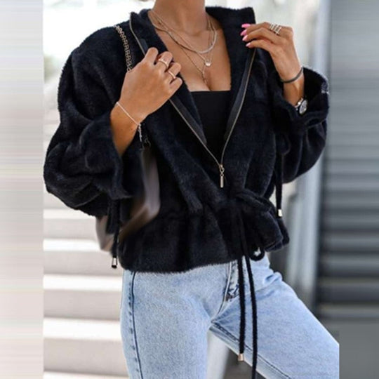 EB | Winterjacke Eine lässige Jacke mit einzigartigem Design