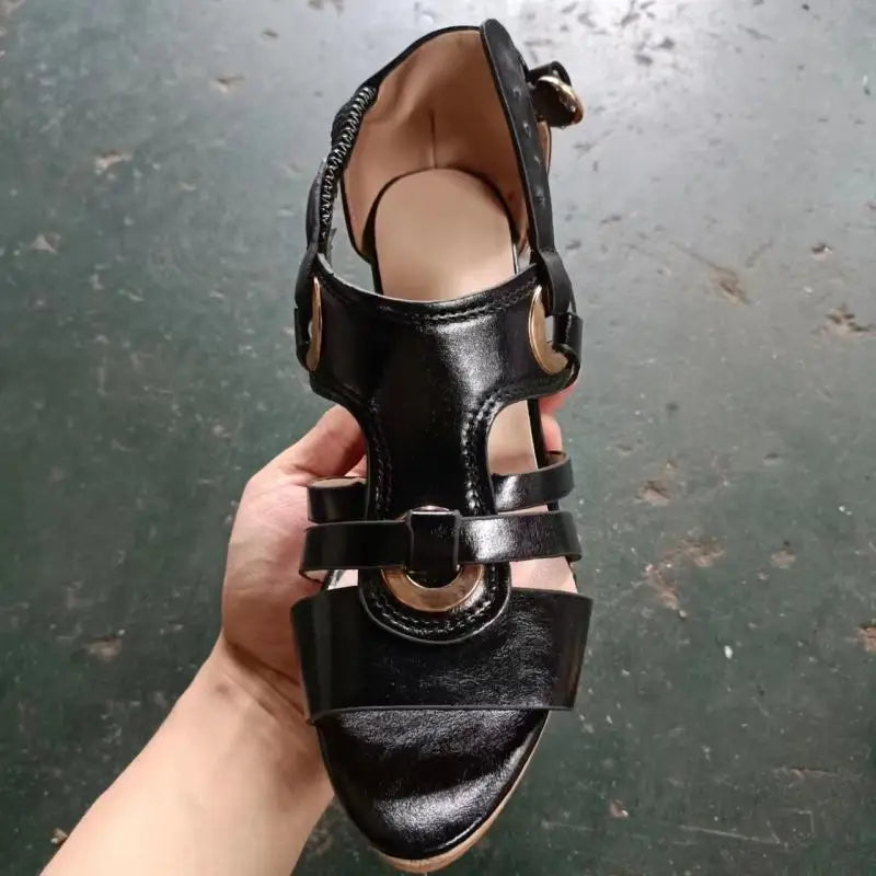 EB | Hochwertige sandalen