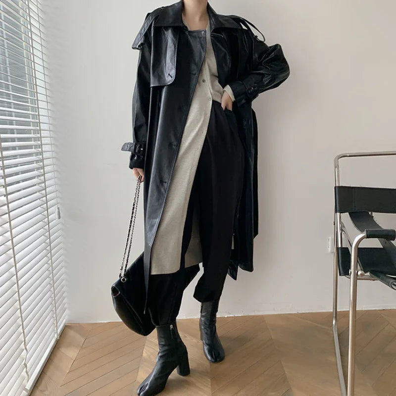 EB | Langer Trenchcoat für Frauen Lederlook Stilvoll und Modern