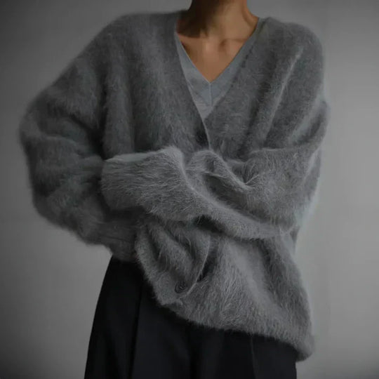 EB | Fluffy Cardigan mit Knöpfen Weich und Warm Lässige Eleganz
