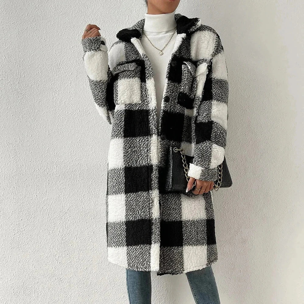 EB | Karierte Jacke