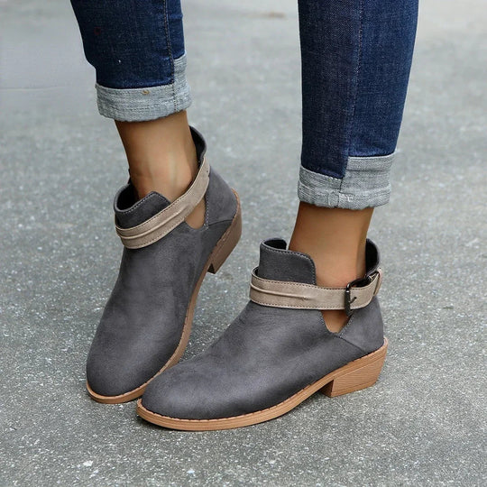 EB | Stiefeletten mit Verstellbarem Riemen und Spitzer Zehe