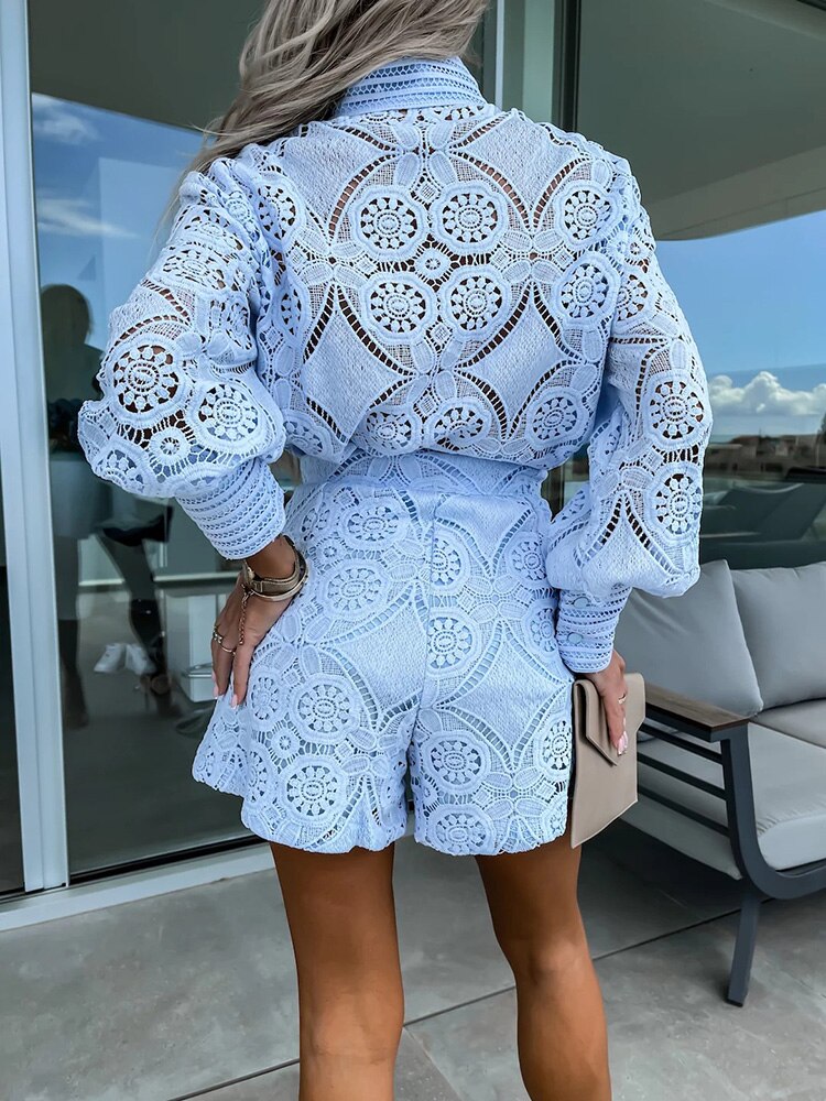 EB | Langärmeliger Jumpsuit mit Spitze