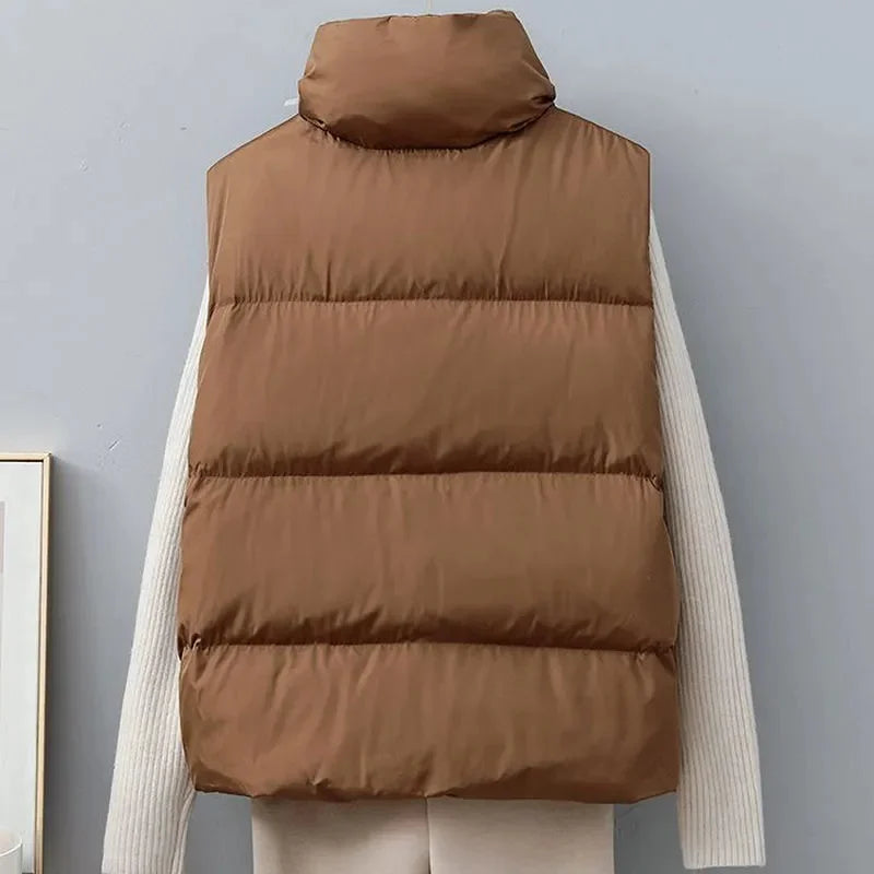 EB | Kurze Pufferweste mit Hohem Kragen Polyester Minimalistisch, Komfortabel