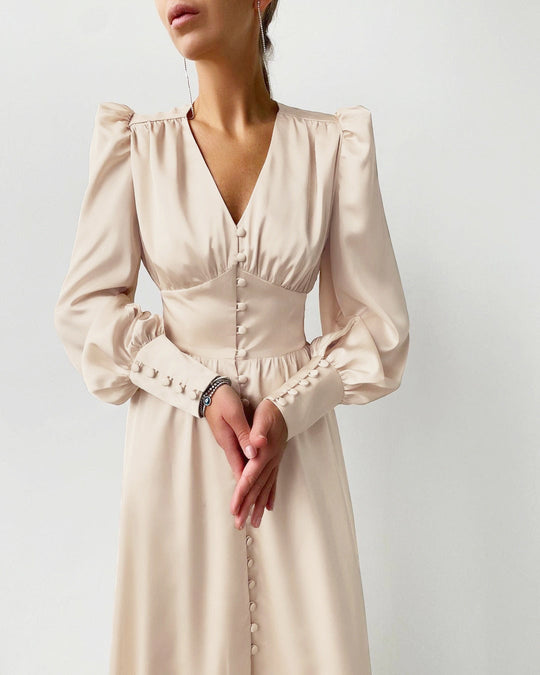 EB | Elegante Satinkleider