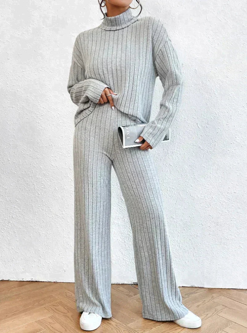 EB | Gestrickte Hose und Rollkragenpullover für Damen
