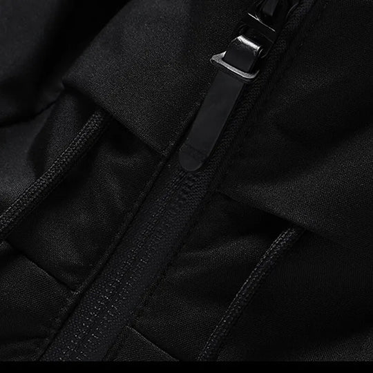 EB | Winterjacke für Männer, die kältebeständig ist