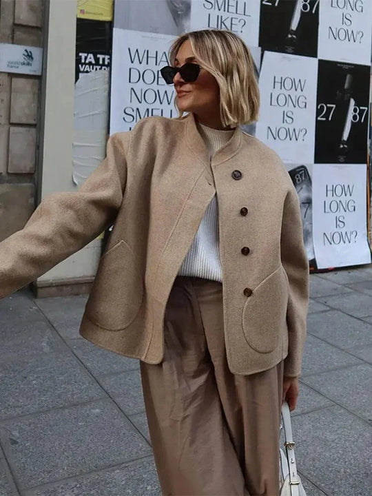 EB | Übergröße Wolljacke mit Asymmetrischer Knopfleiste und Großen Taschen