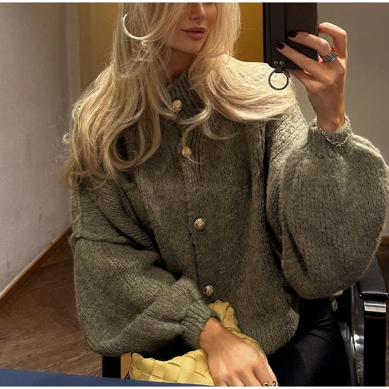 EB | Maßgeschneiderter und Eleganter Winterpullover