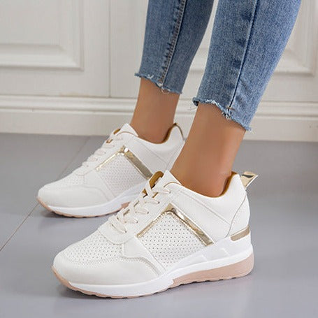Blaue Frau Turnschuhe EB