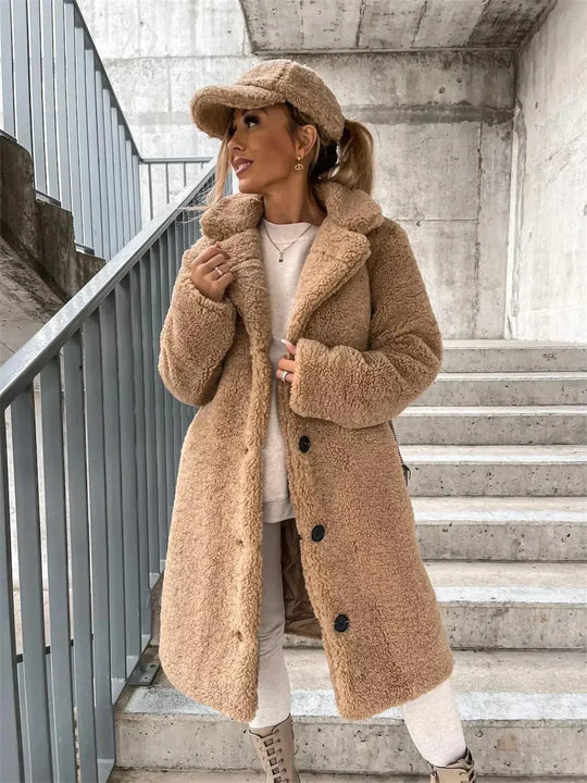 EB | Lange Jacke mit Weichem und Strukturiertem Druck