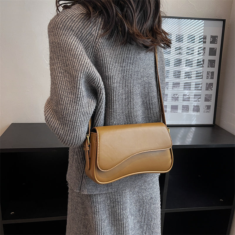 EB | Vintage Leder Crossbody-Taschen Kleine Umhängetasche Stilvolle Armpit Handtaschen und Geldbörsen