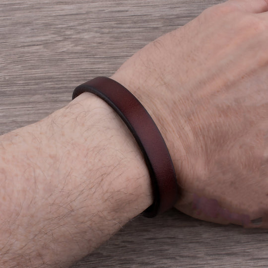 EB | Robuste Lederarmband mit Messingschließe