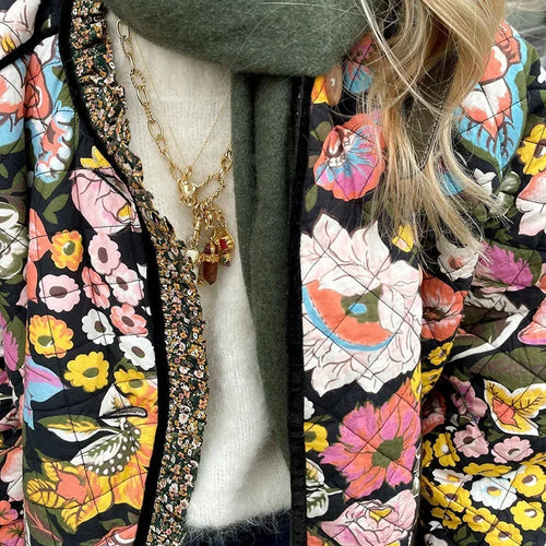 EB | Floral Gequilteter Mantel