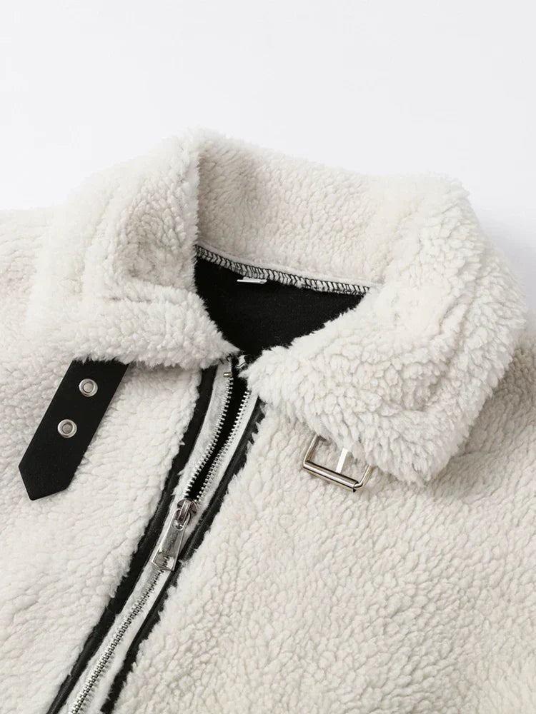 EB | Lässiger Lambswool Mantel