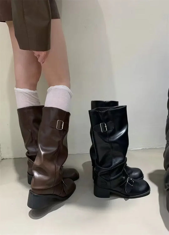 EB | Kniehohe Stiefel