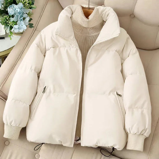 EB | Winter-Pufferjacke mit Reißverschluss und Eingeschnittenem Kragen