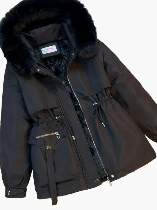 EB | Winterjacke mit Kapuze und Kunstpelzkragen - Modischer Parka für Kalte Tage