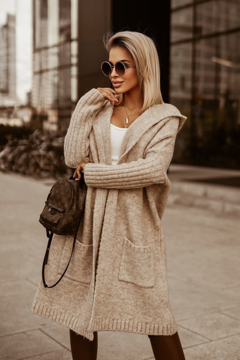 EB | Langer cardigan mit Kapuze für Damen