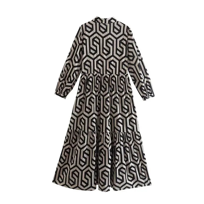 EB | Langärmliges Kleid Mit Geometrischem Muster