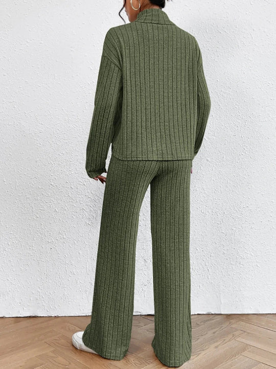 EB | Gestrickte Hose und Rollkragenpullover für Damen
