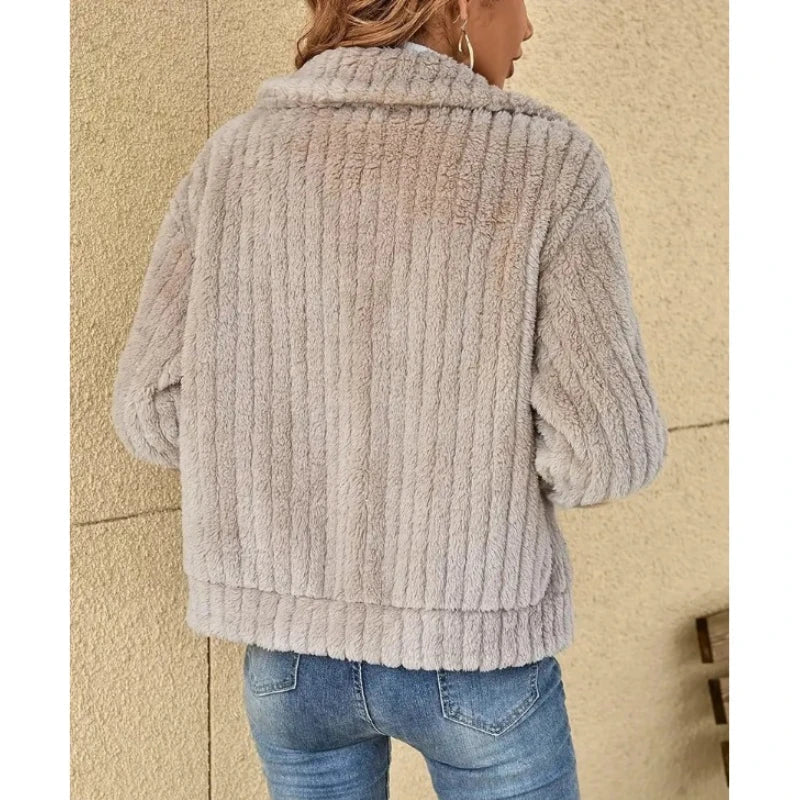 EB | Kurzjacke Plüsch Blau